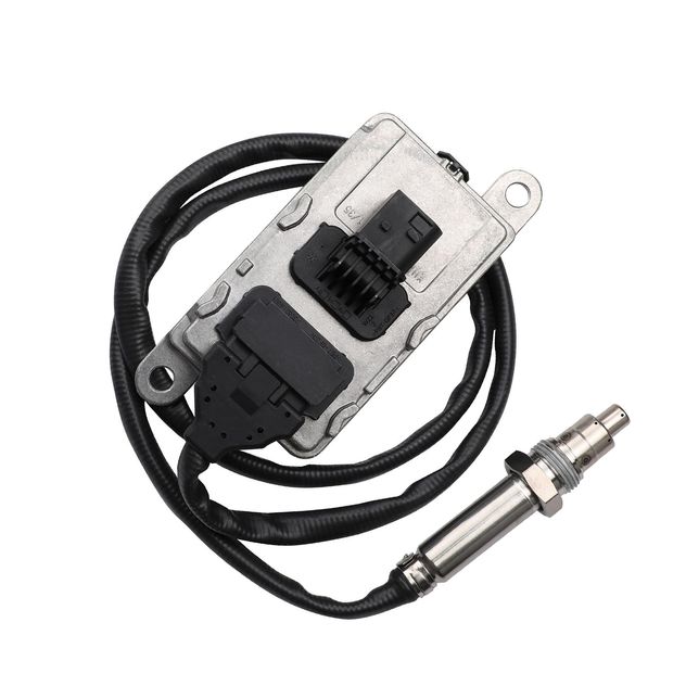 ANX013-Skyline-Emissions-Aftermarket-Nitrogen-Oxide-NOx-Sensor-for-Cummins-and-Paccar-Engines-rotate-01