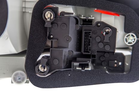 009615101.PT10.jpg