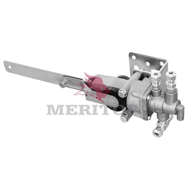 R3011465 photo front 114821