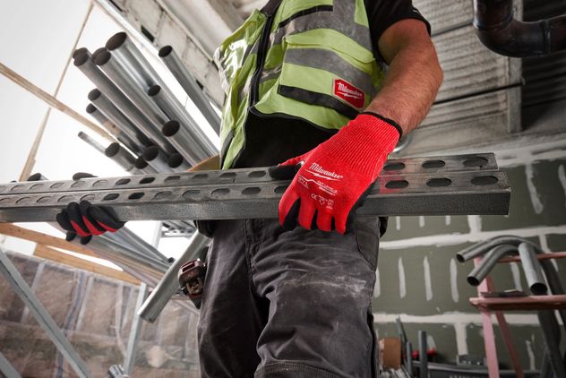 Milwaukee 48-73-8651 Cut 5 Nitrile Gloves - Medium — Great