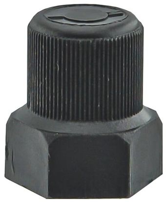 8956