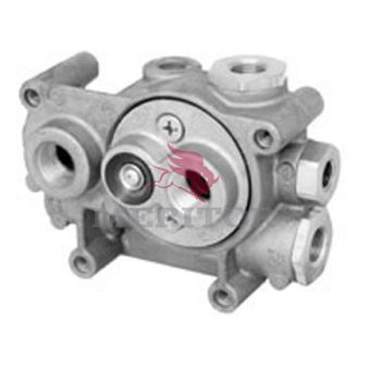 R955288605X photo front 121679