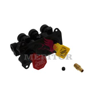 R955800516N photo front 122326