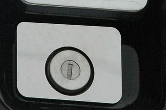 10013527 1